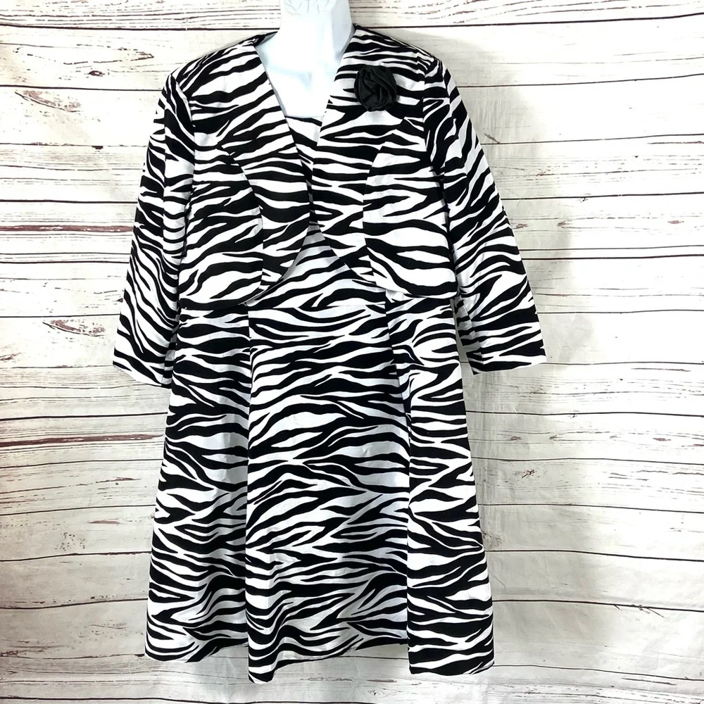 Giovanna 2PC Dress Suit Women’s 20W Black/White Zebra Print‎ Burnout Blazer Open
